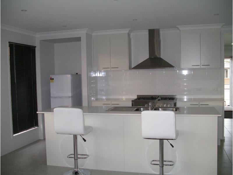 49 Greenfield Drive, Epsom VIC 3551