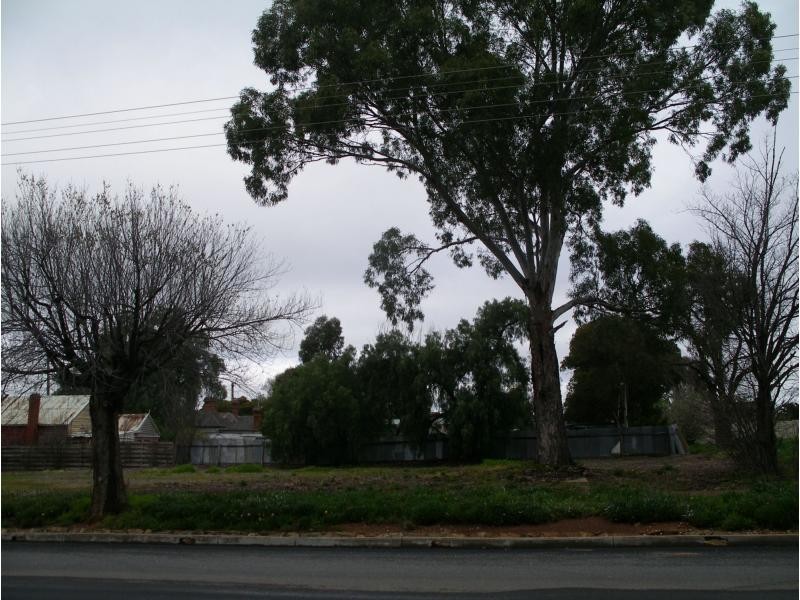 90 High Street, Wedderburn VIC 3518