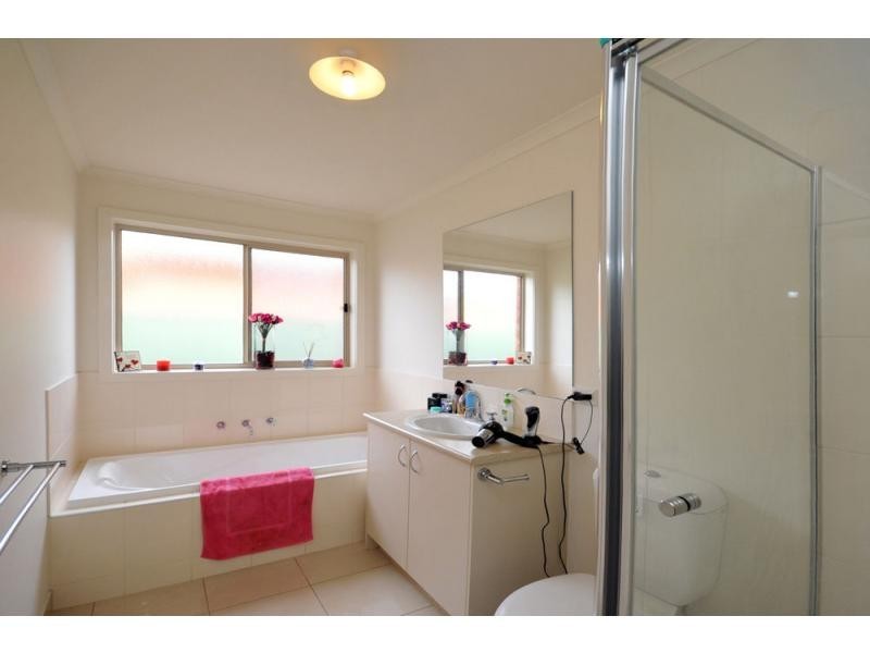 7 Wallan Street, California Gully VIC 3556