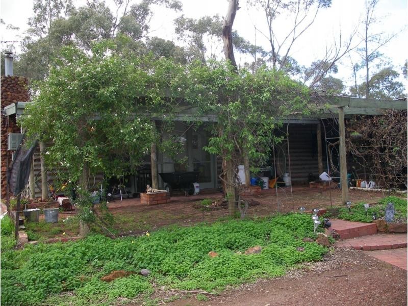 40 Coopers Lane, Wedderburn VIC 3518