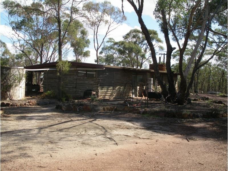 40 Coopers Lane, Wedderburn VIC 3518