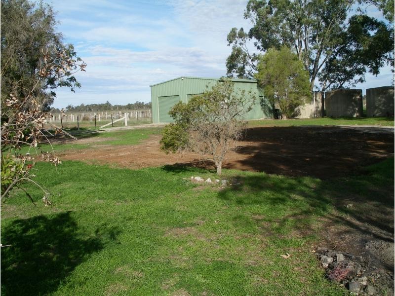 1229 Appin South Road, Kerang VIC 3579