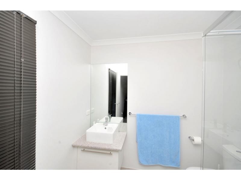 49 Greenfield. Drive, Epsom VIC 3551