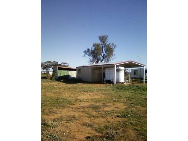 60 Ferris Road, Terrick Terrick VIC 3575