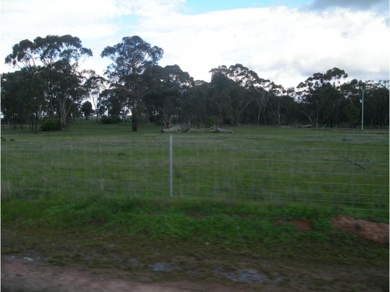 CA13a Weeah Street, Inglewood VIC 3517