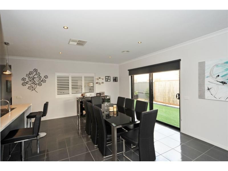 10 Perry Lane, Epsom VIC 3551
