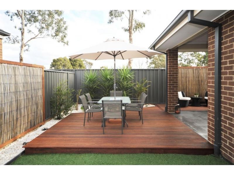 10 Perry Lane, Epsom VIC 3551
