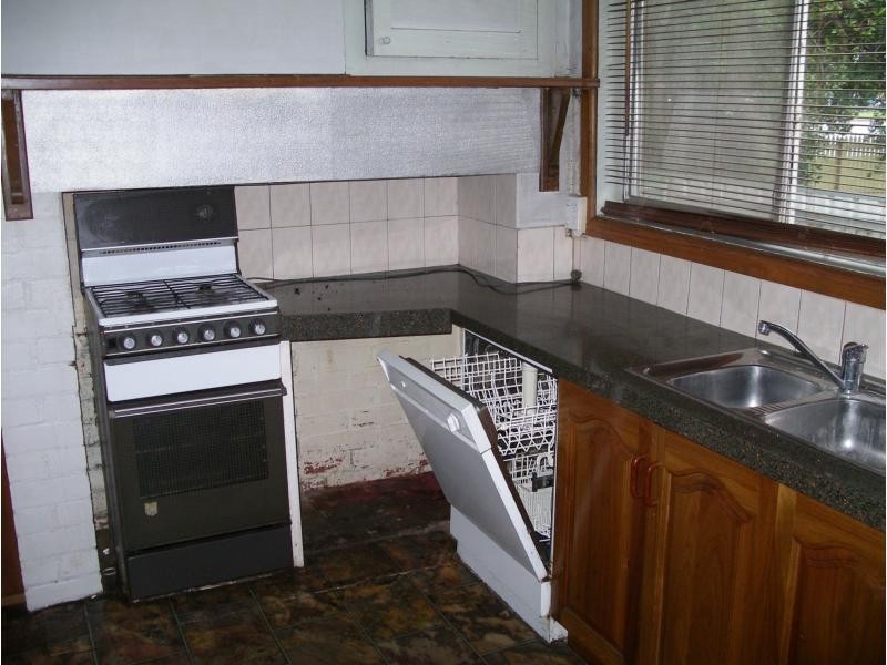 31 Thistle Street, Golden Square VIC 3555