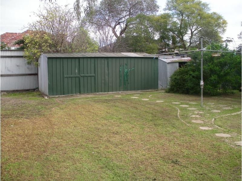 31 Thistle Street, Golden Square VIC 3555