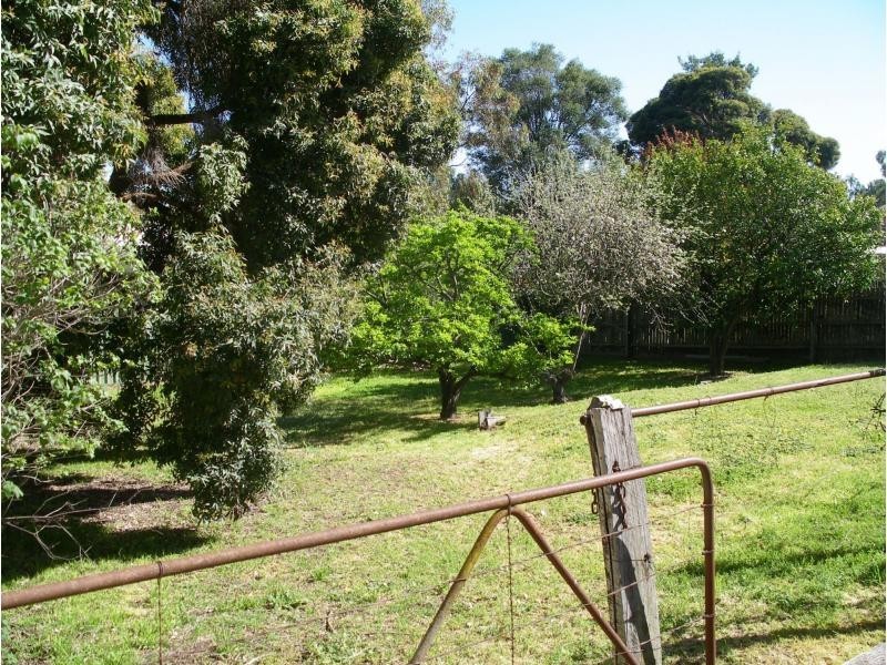 45 Raglan Street, White Hills VIC 3550