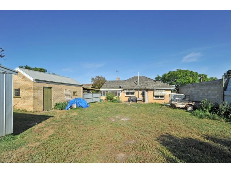 29 Church Street, Kangaroo Flat VIC 3555