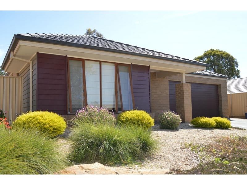 5 Terage Court, California Gully VIC 3556