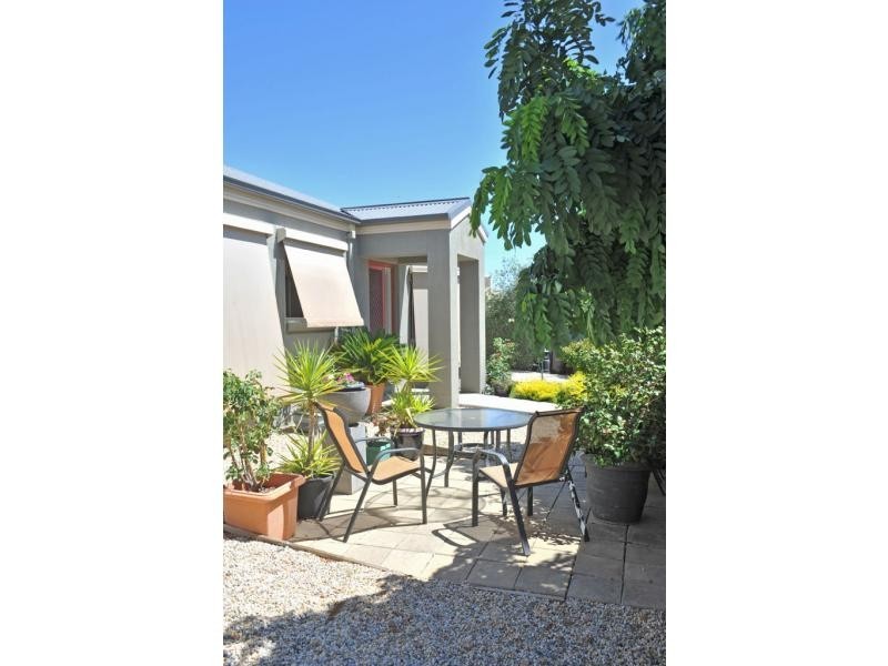 4/24 Alliance Avenue, Eaglehawk VIC 3556