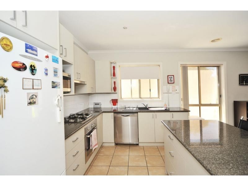 4/24 Alliance Avenue, Eaglehawk VIC 3556