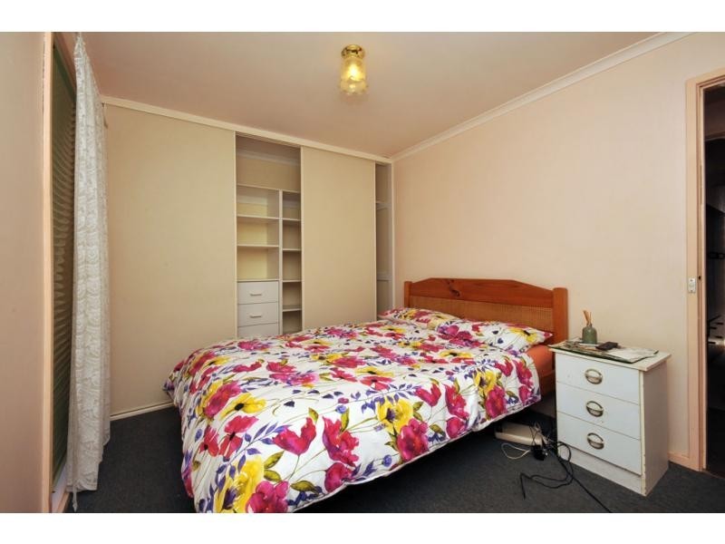 4 Burch Court, Long Gully VIC 3550