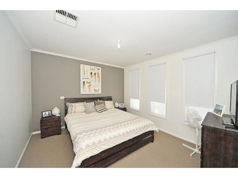 4 Barnbougle Place, Eaglehawk VIC 3556