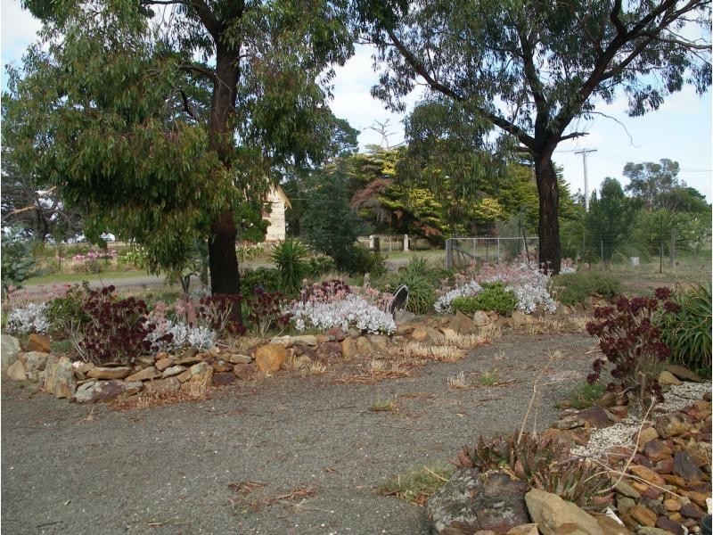 12 Bywater Road, Knowsley VIC 3523