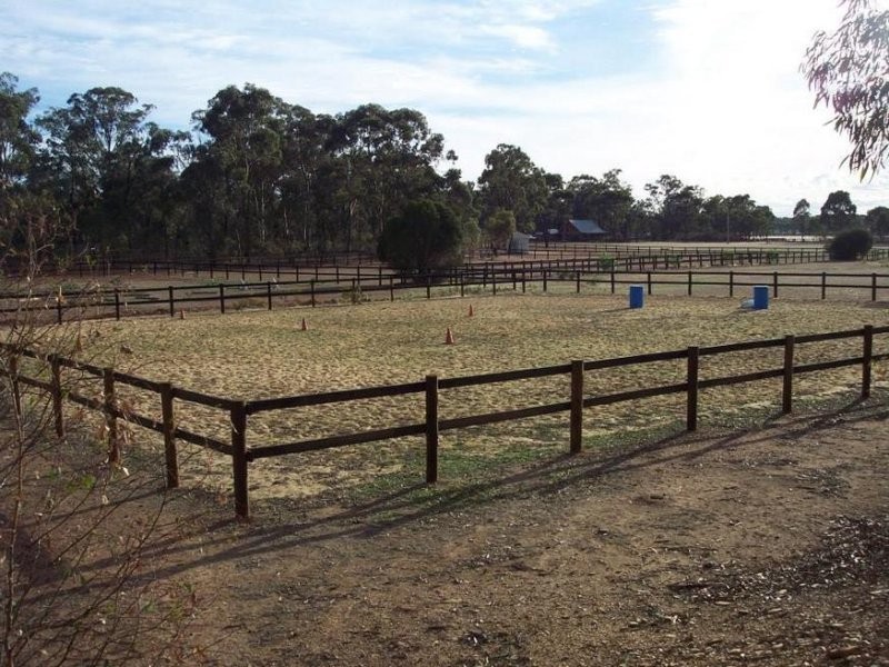 1451 Eaglehawk Neilborough Road, Neilborough VIC 3570