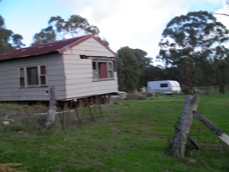 50 Speciman Road, Wedderburn VIC 3518