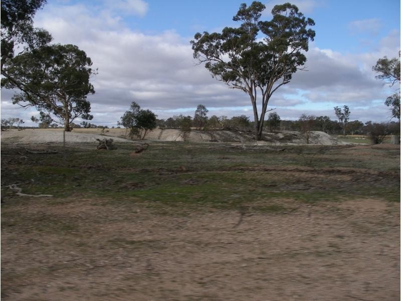 1 Finches Road/Corner Burkes Flat Road, Fentons Creek VIC 3518