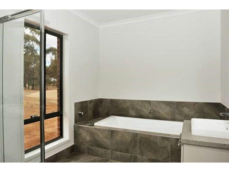 2 Englishs Road, Goornong VIC 3557