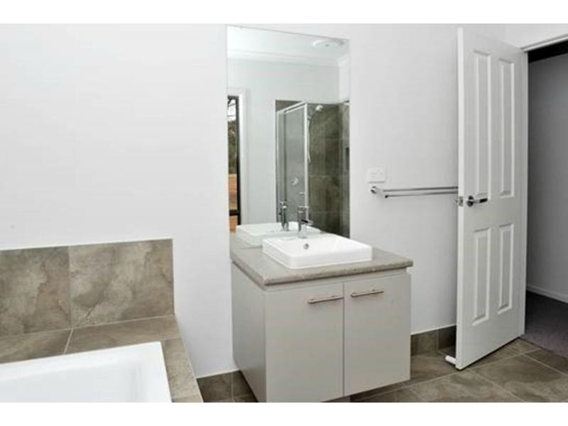 2 Englishs Road, Goornong VIC 3557