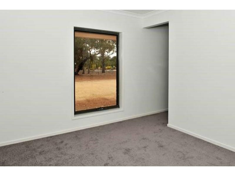 2 Englishs Road, Goornong VIC 3557