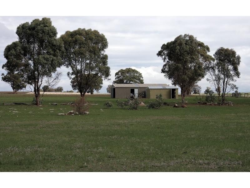 1 Allans & Arnold West Road, Arnold VIC 3551