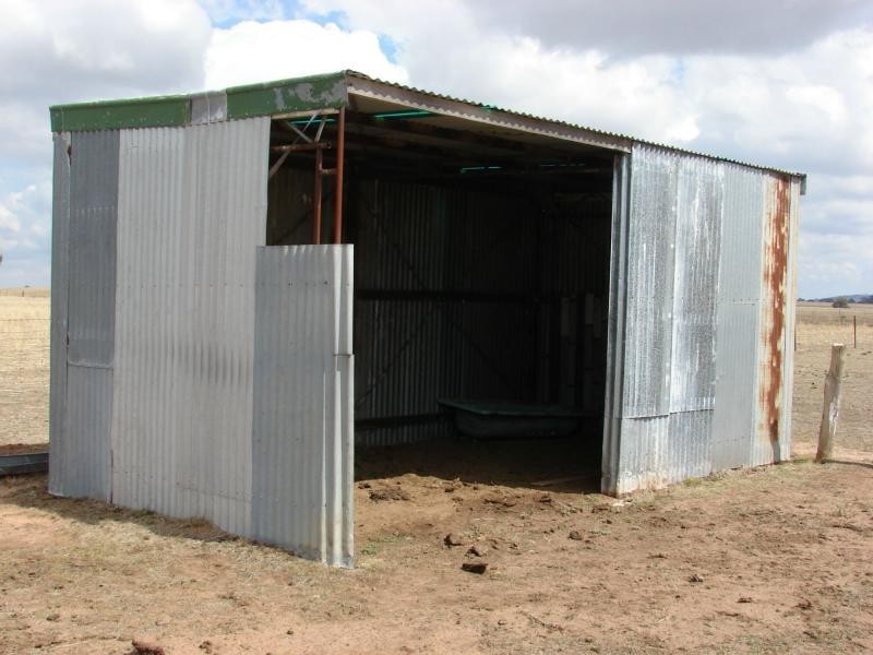 1 Allans & Arnold West Road, Arnold VIC 3551