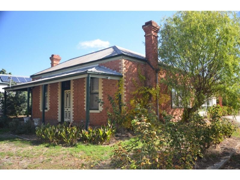 24 Rede Street, Wedderburn VIC 3518