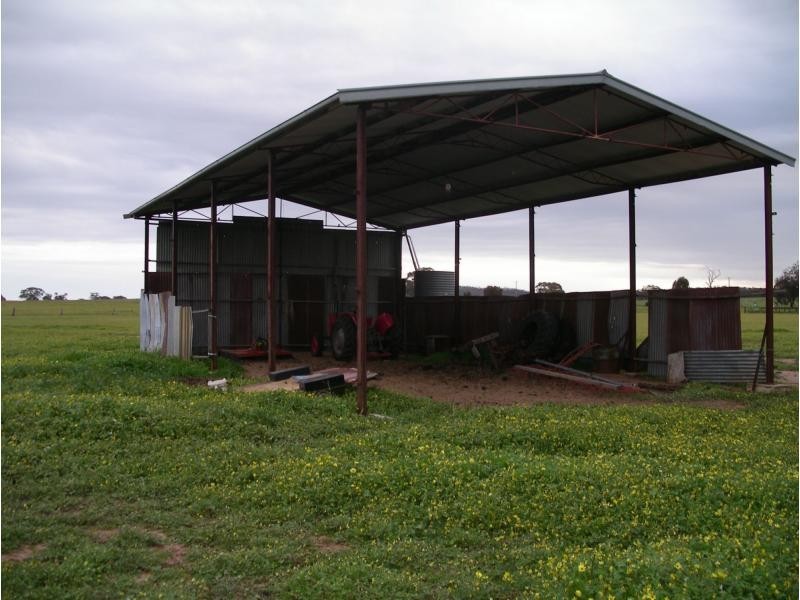 26 Vernon Street, Korong Vale VIC 3520