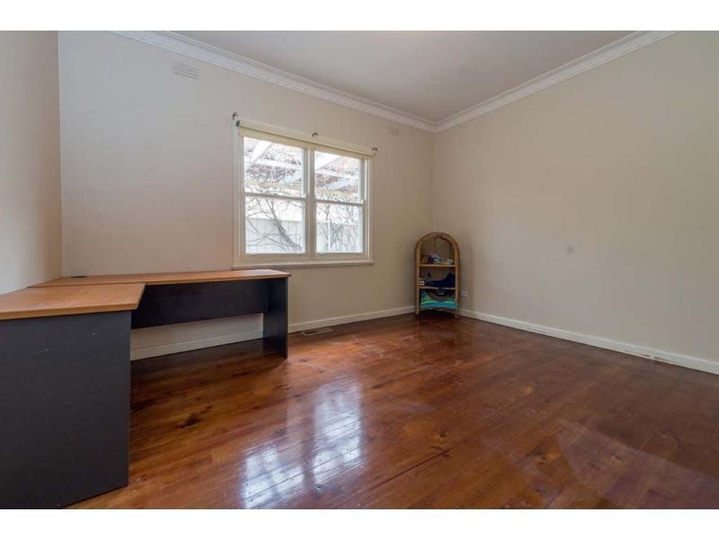 384 Eaglehawk Road, Eaglehawk VIC 3556