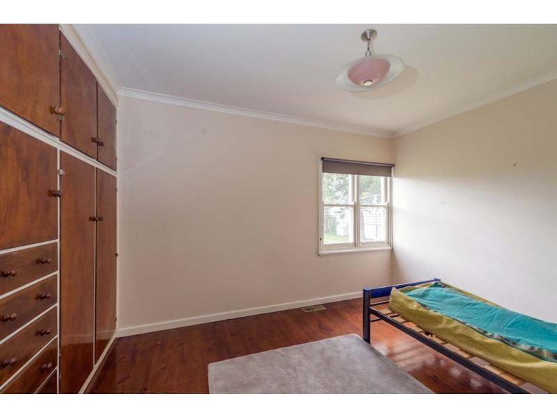 384 Eaglehawk Road, Eaglehawk VIC 3556