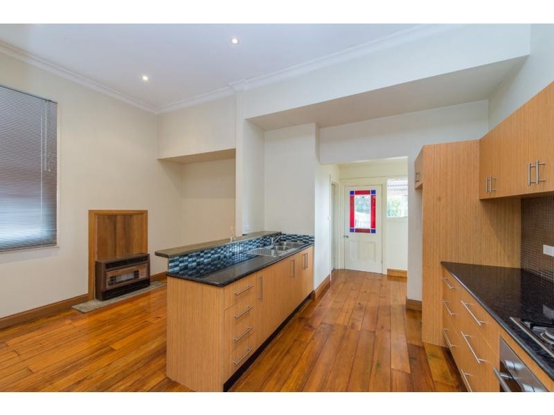 2 Watson Avenue, Eaglehawk VIC 3556