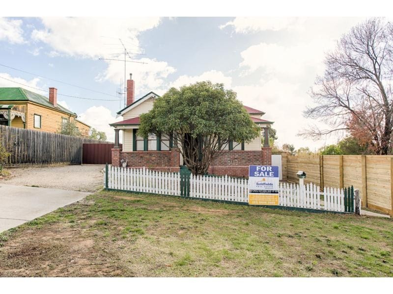 2 Watson Avenue, Eaglehawk VIC 3556