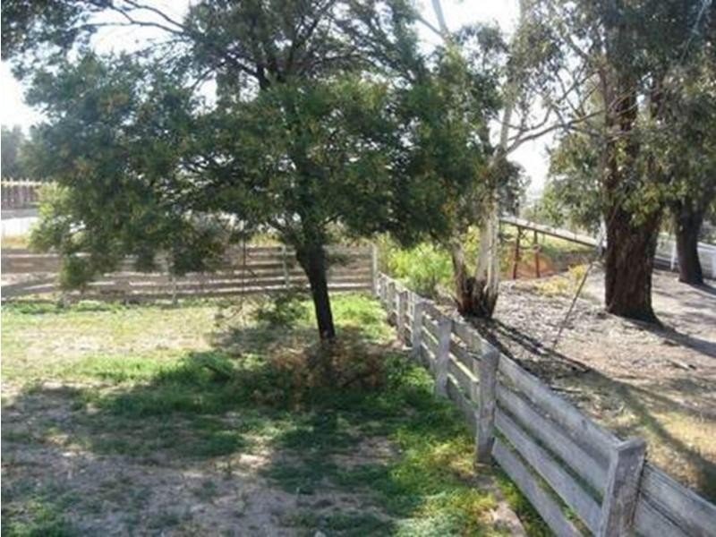 2 Watson Avenue, Eaglehawk VIC 3556