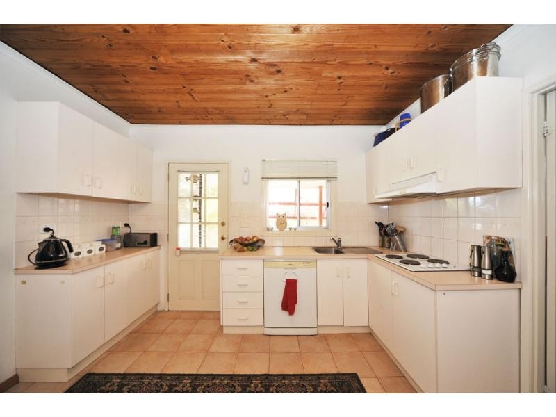 94 Marong Road, Bendigo VIC 3550