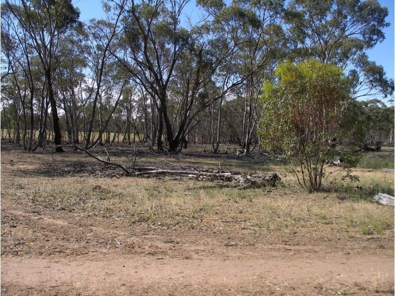 2500 Sunday Morning Hills Track, Glenalbyn VIC 3517