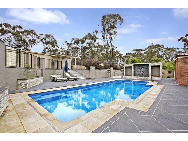 78 Pioneer Drive, Maiden Gully VIC 3551