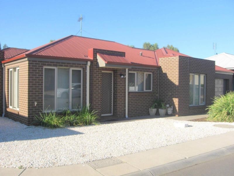12/116 Holdsworth Road, North Bendigo VIC 3550
