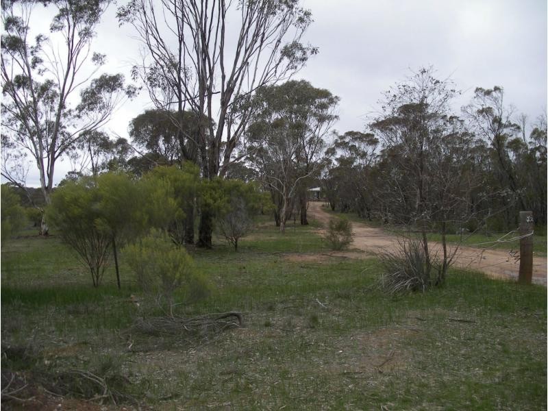334 Scotts Lane, Wedderburn VIC 3518