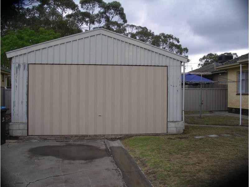 293 Mackenzie Street West, Kangaroo Flat VIC 3555