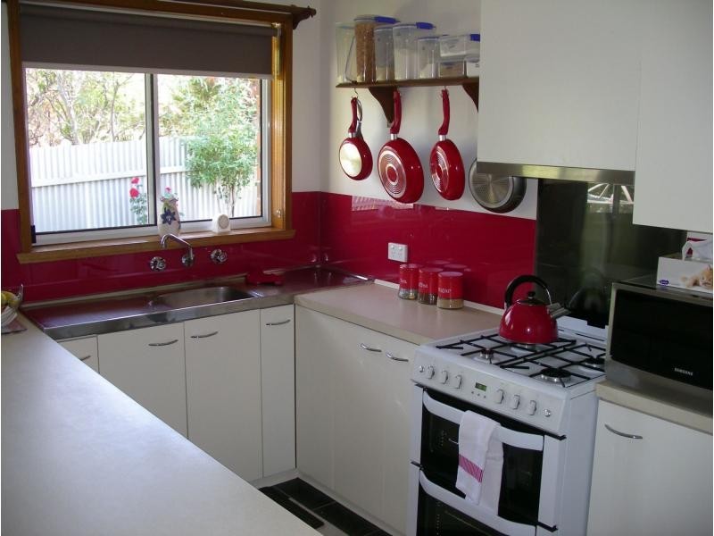 Unit 3/5704 Calder Highway, Kangaroo Flat VIC 3555