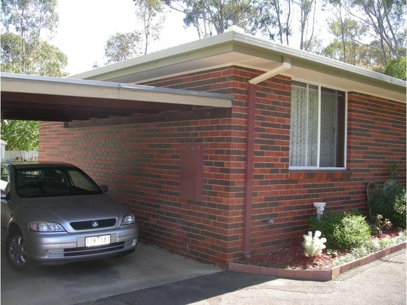 Unit 3/5704 Calder Highway, Kangaroo Flat VIC 3555