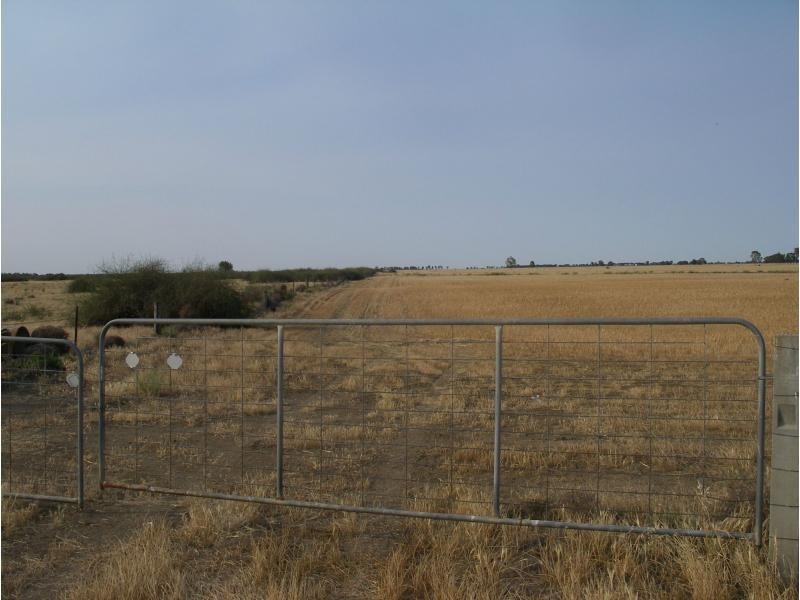 3 Byrnes Road, Durham Ox VIC 3576