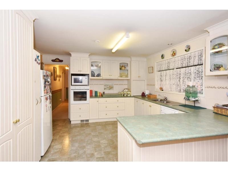 156 Simpsons Road, Eaglehawk VIC 3556