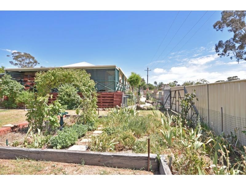 156 Simpsons Road, Eaglehawk VIC 3556