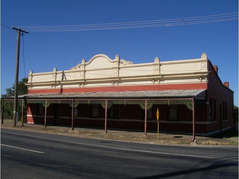17-19 High Street, Wedderburn VIC 3518