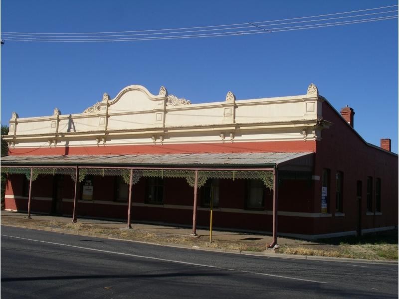 17-19 High Street, Wedderburn VIC 3518