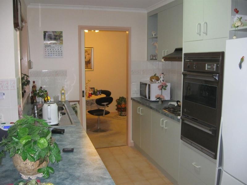 2 Paula Court, Kangaroo Flat VIC 3555